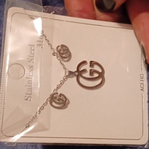 Inspired necklace and earrings set